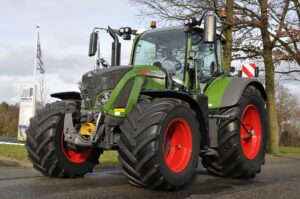 Fendt 724