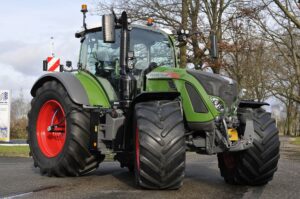 Fendt 724