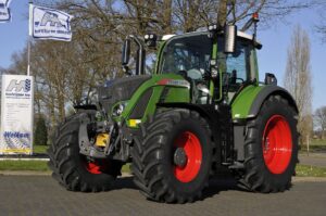 Fendt 718 Vario S4