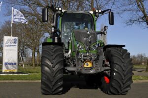 Fendt 718 Vario S4